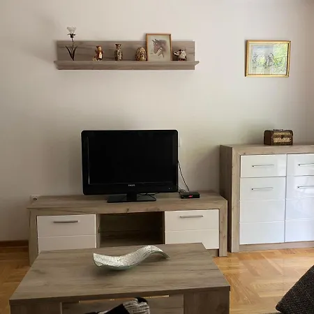 Apartmani Centar Vrnjacka Banja & Free Parking Exterior photo