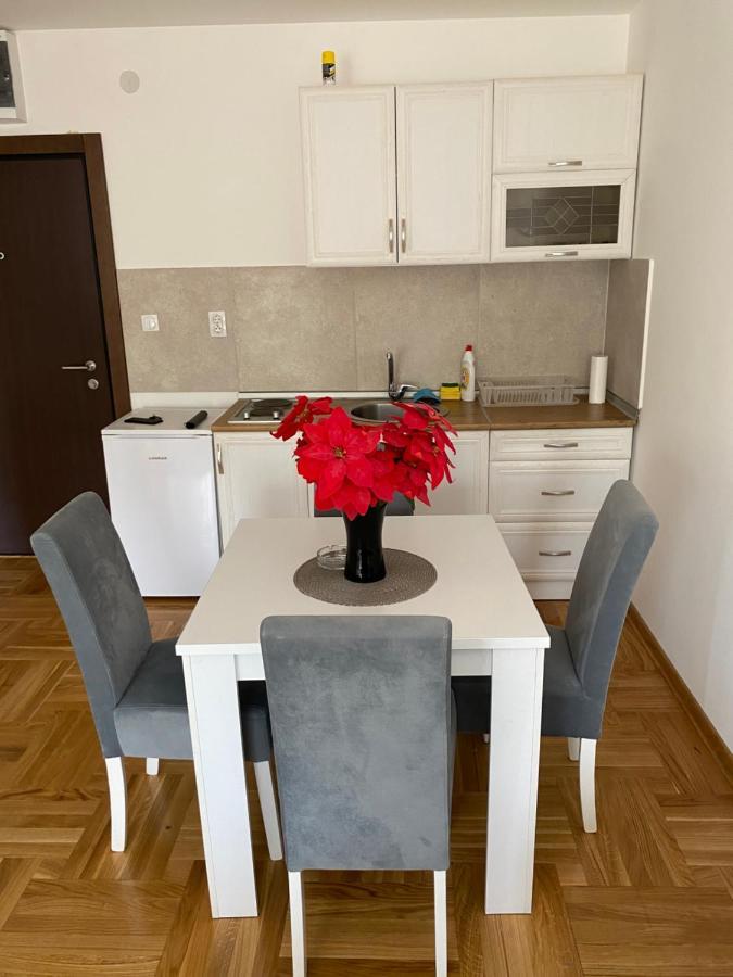 Centar & Free Parking Apartment
